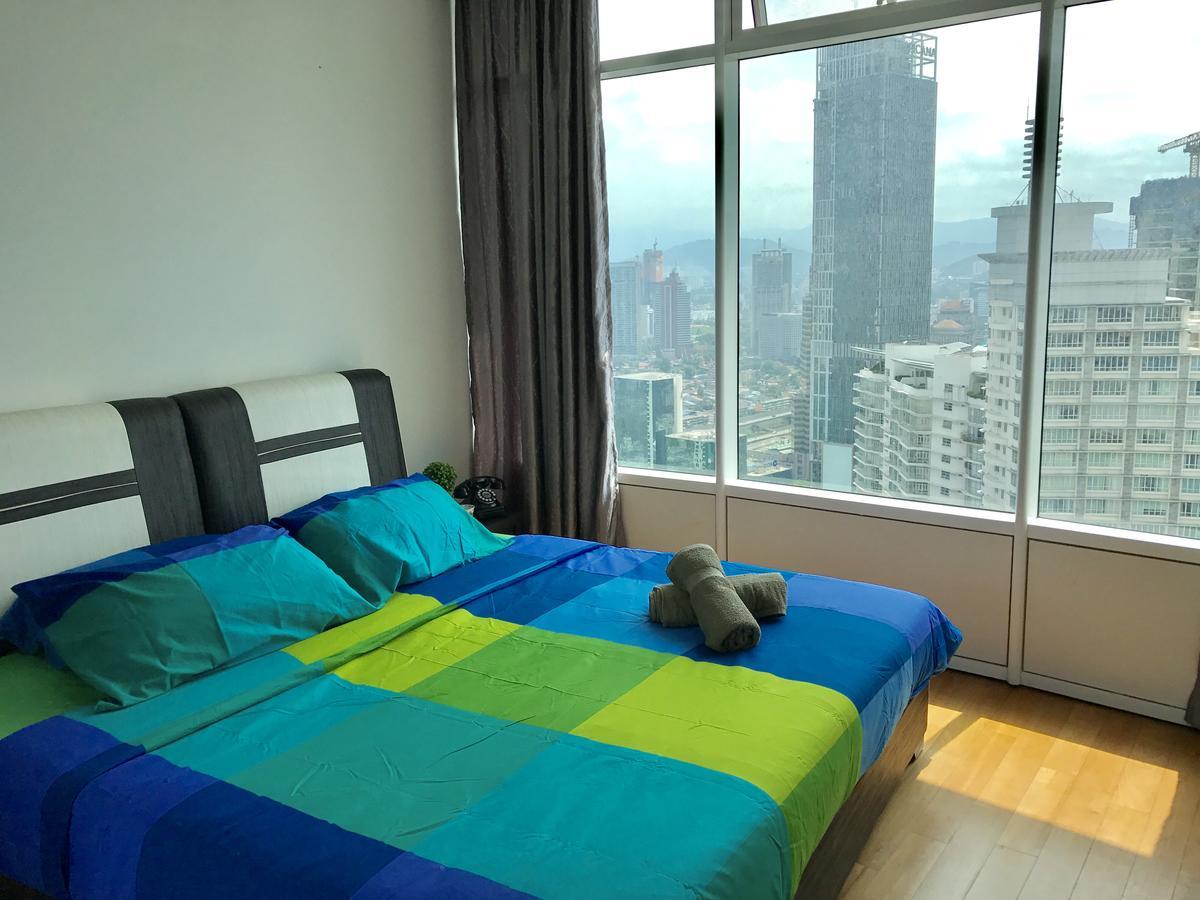 Vortex Suites Klcc By Pnut With Netflix Куала-Лумпур Экстерьер фото