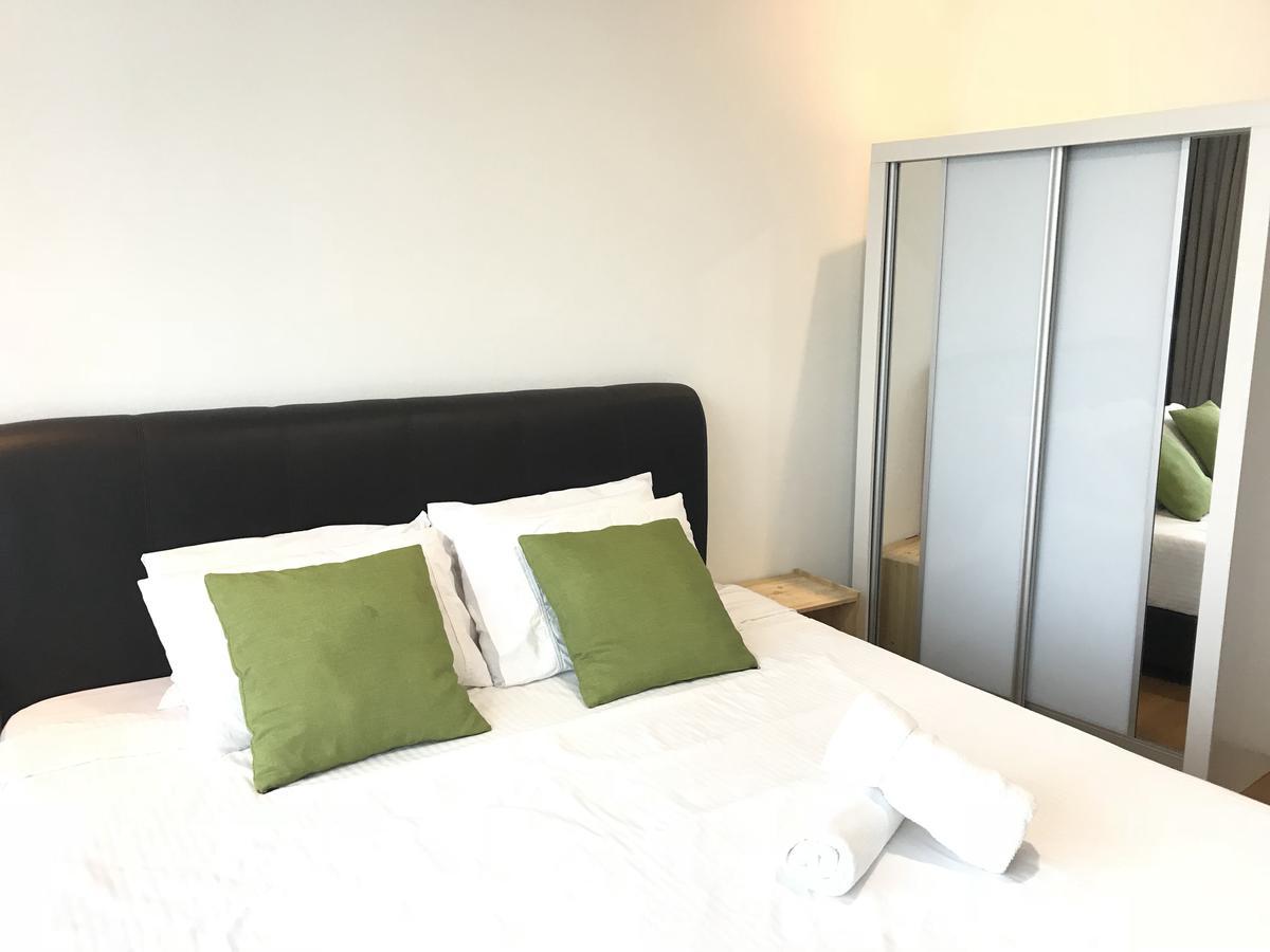 Vortex Suites Klcc By Pnut With Netflix Куала-Лумпур Экстерьер фото
